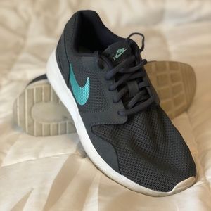 Nike Kaishi Lifestyle Shoes